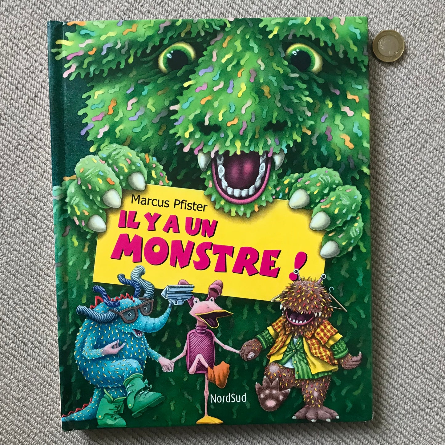Il y a un monstre ! - Marcus Pfister