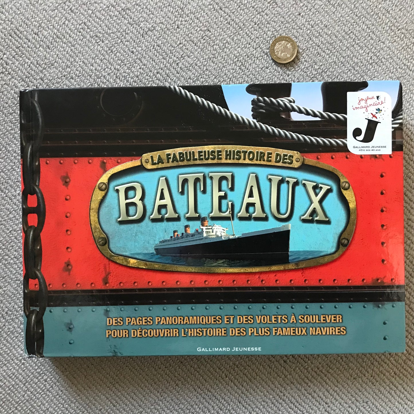 La fabuleuse histoire des bateaux - Large pop up book