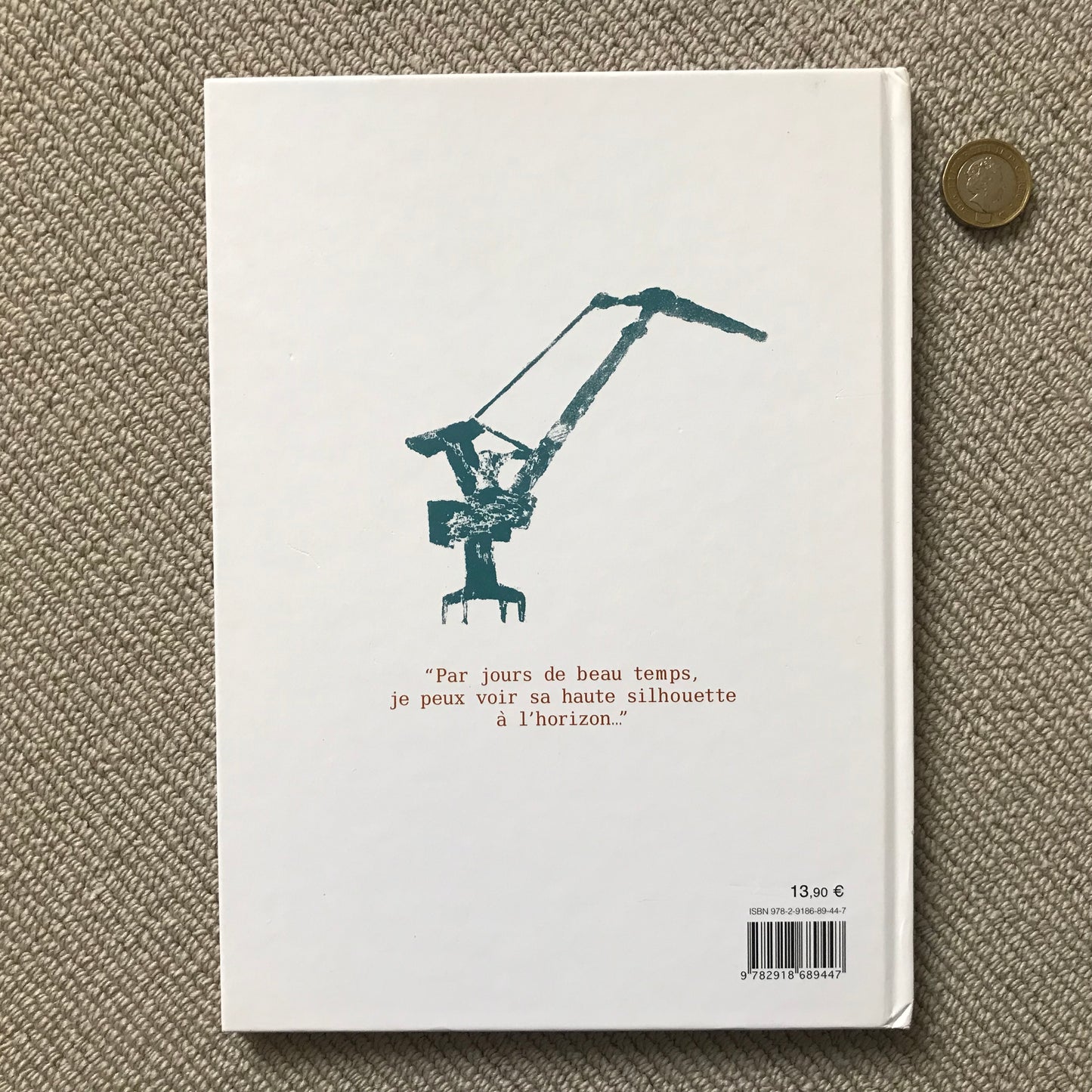 Un oiseau gigantesque - Nebbache, A.