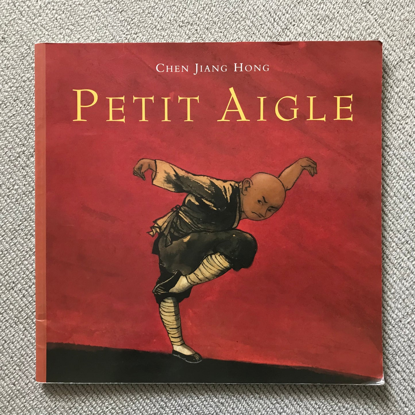 Petit aigle - C.J. Hong