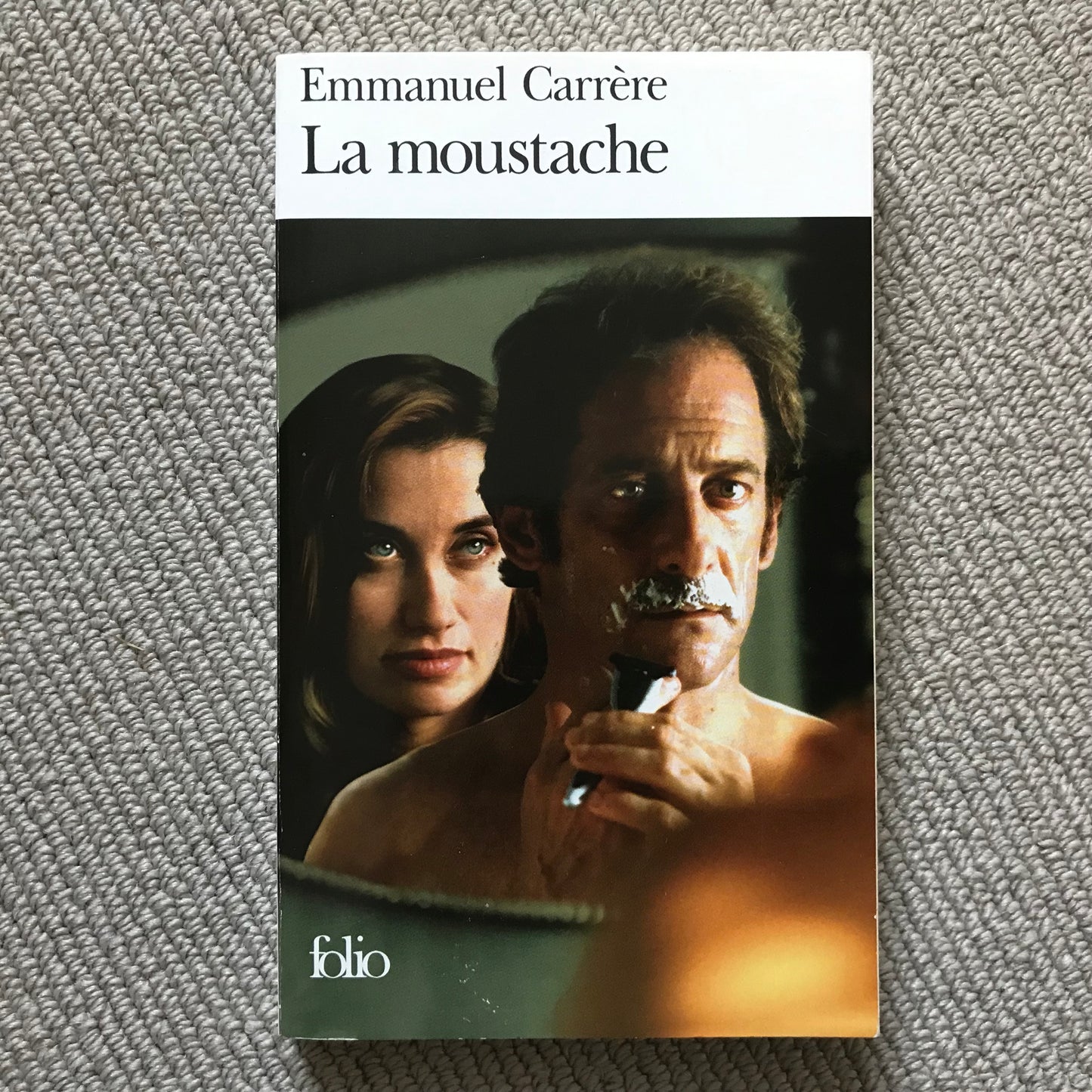 Carrère, Emmanuel - La moustache