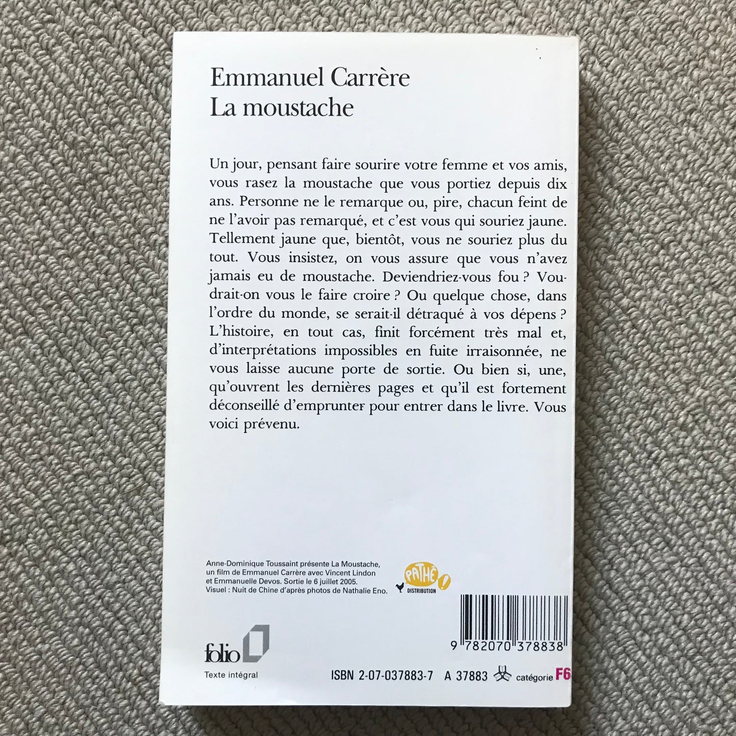 Carrère, Emmanuel - La moustache