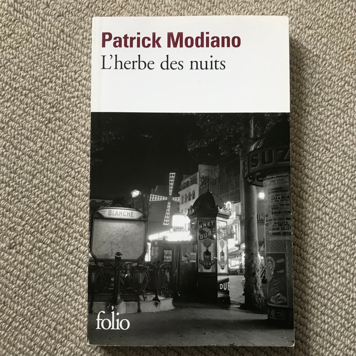 Modiano, Patrick - L’herbe des nuits