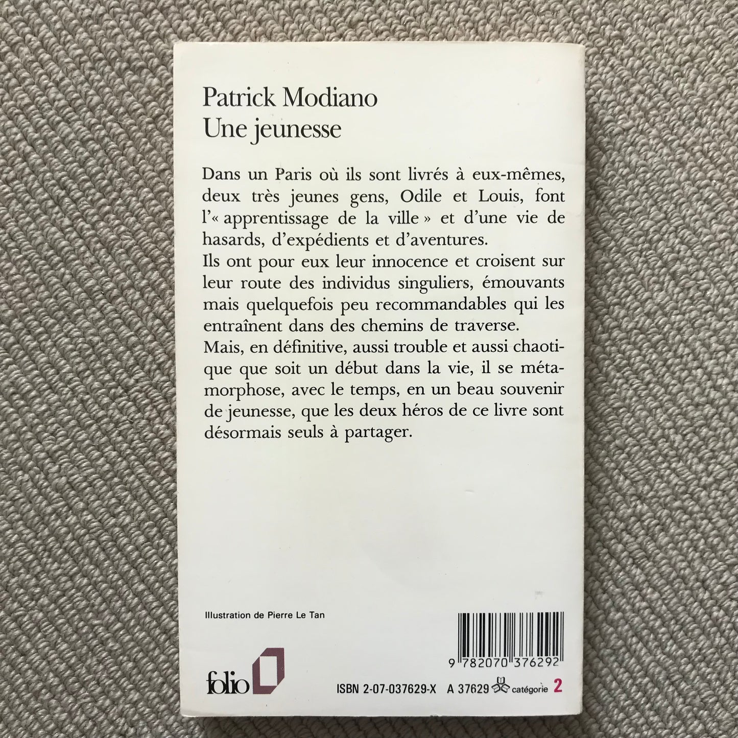 Modiano, Patrick - Une jeunesse