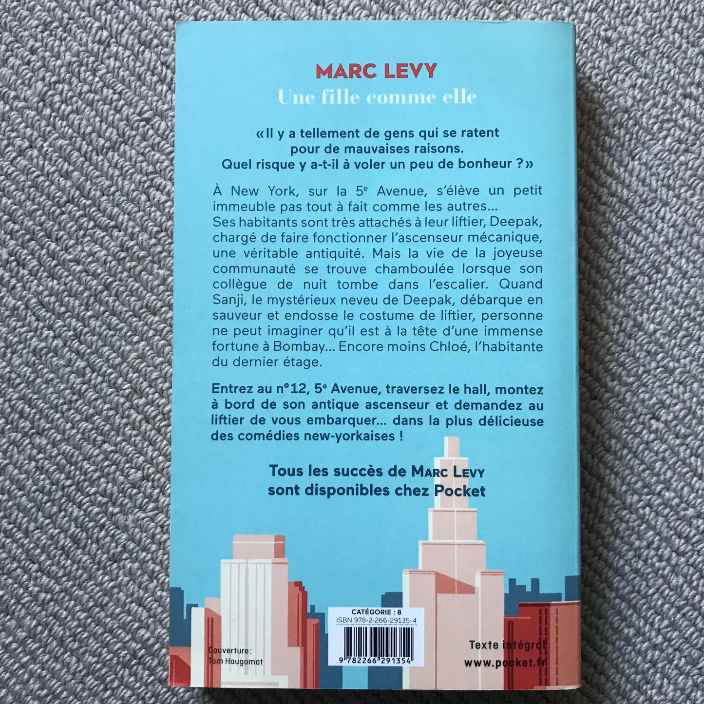 Levy, Marc - Une fille comme elle