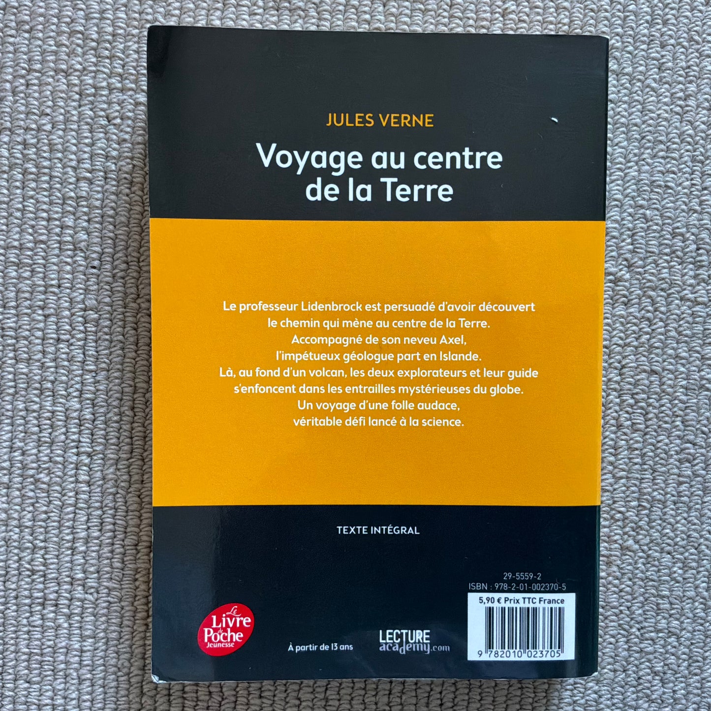 Verne, Jules - Voyage au centre de la Terre