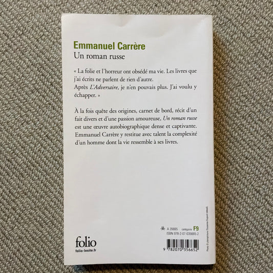 Carrère, Emmanuel - Un roman russe