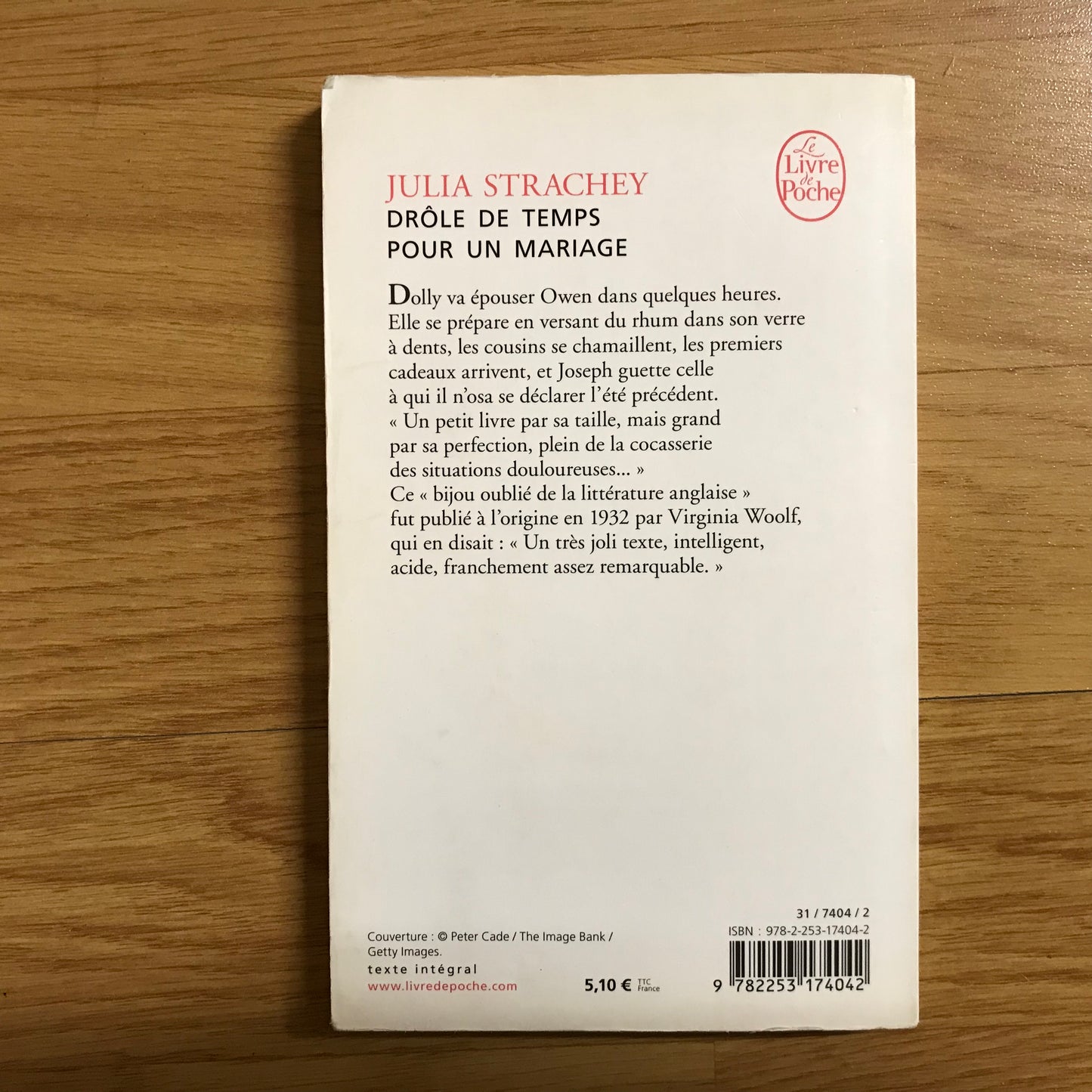 Strachey, Julia - Drôle de temps pour un mariage