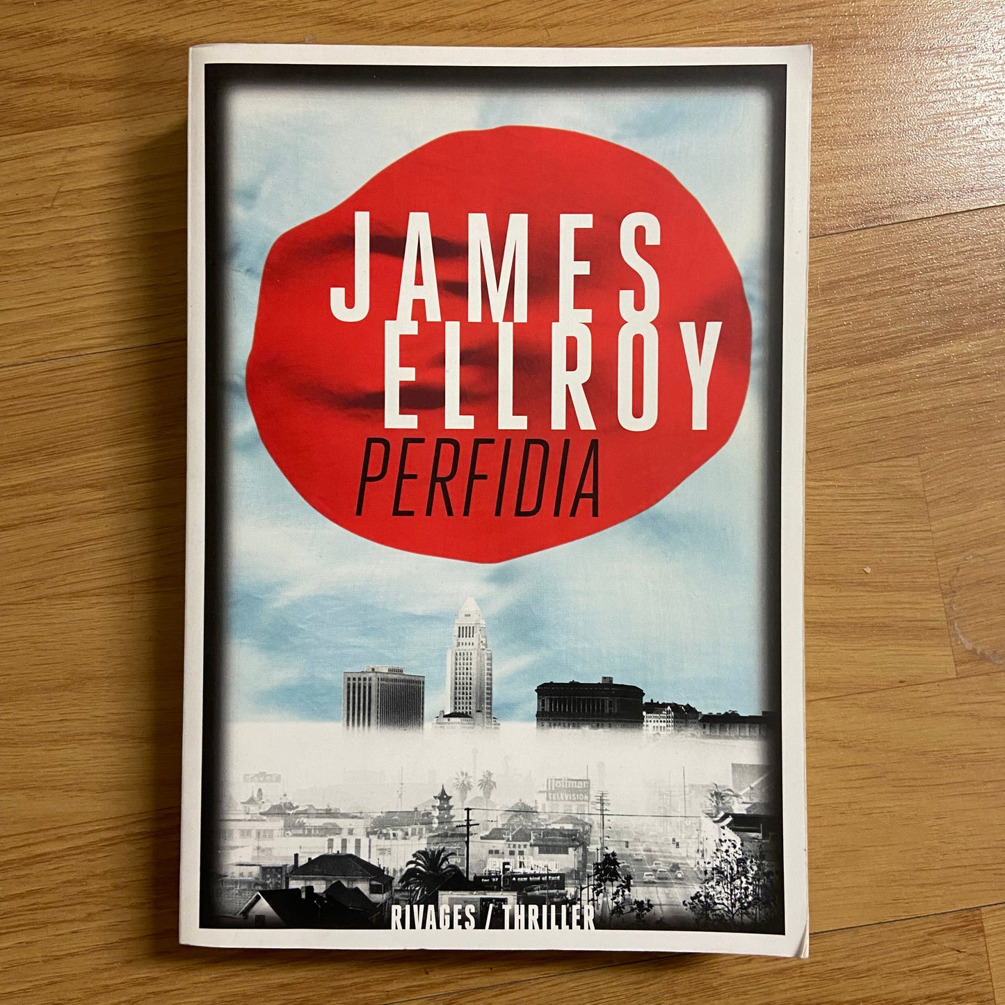 Ellroy, James - Perfida