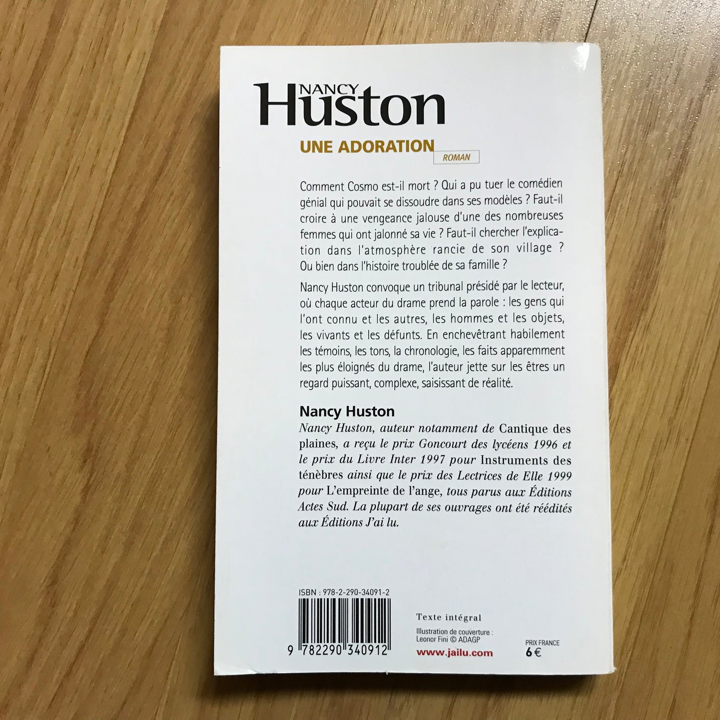 Huston, Nancy - Une adoration