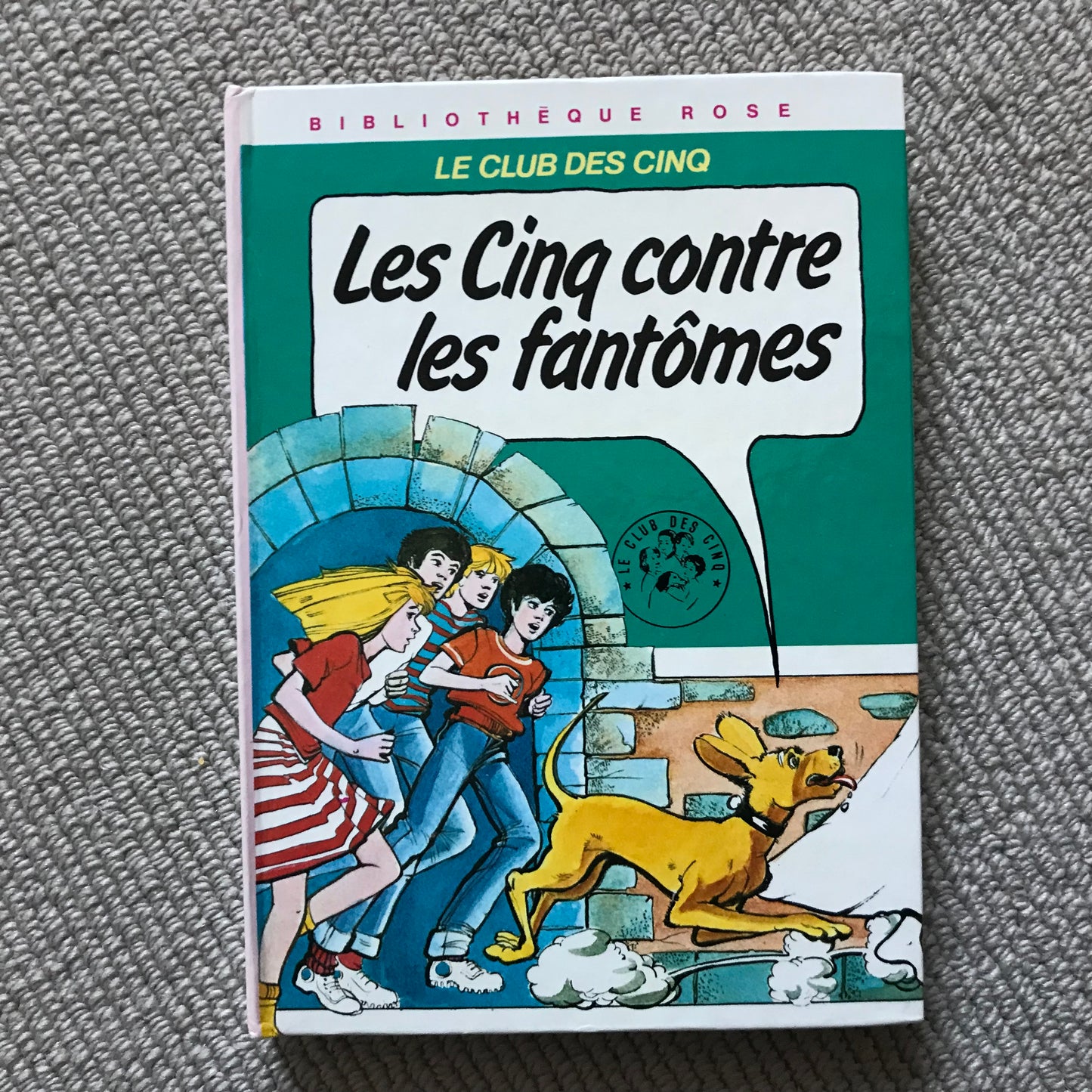 Le club des cinq contre les fantômes - E. Blyton