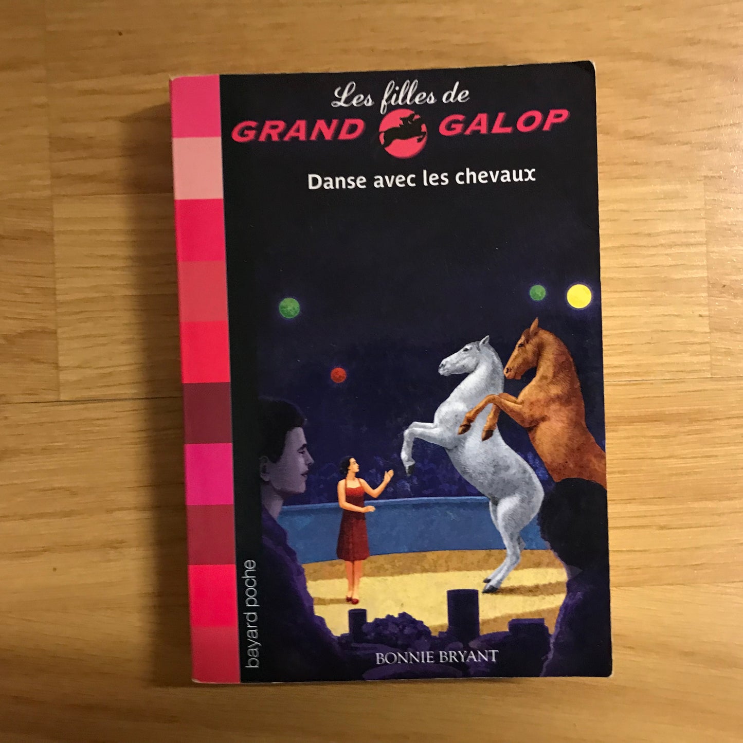 Les filles de Grand galop, Danse avec les chevaux - Bonnie Bryant