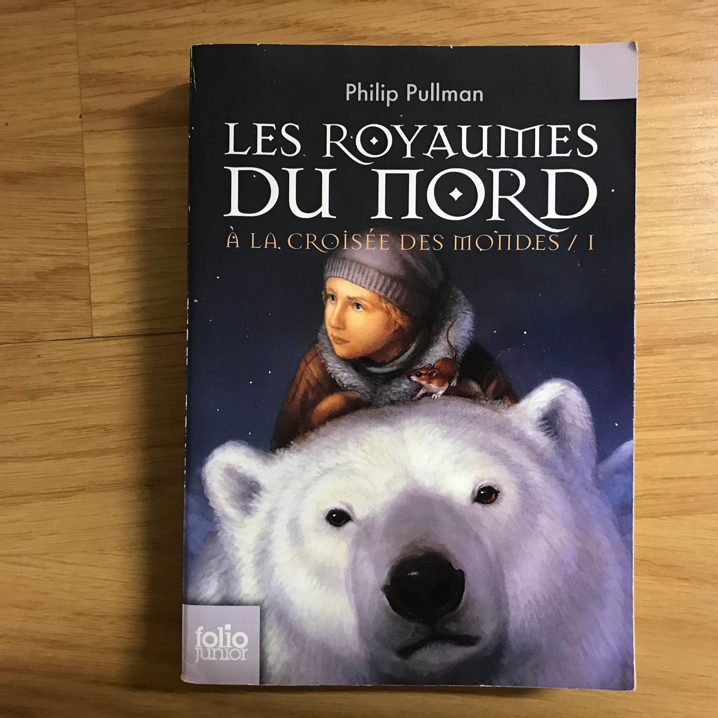 Les royaumes du nord 1: A la croisée des mondes - Philip Pullman