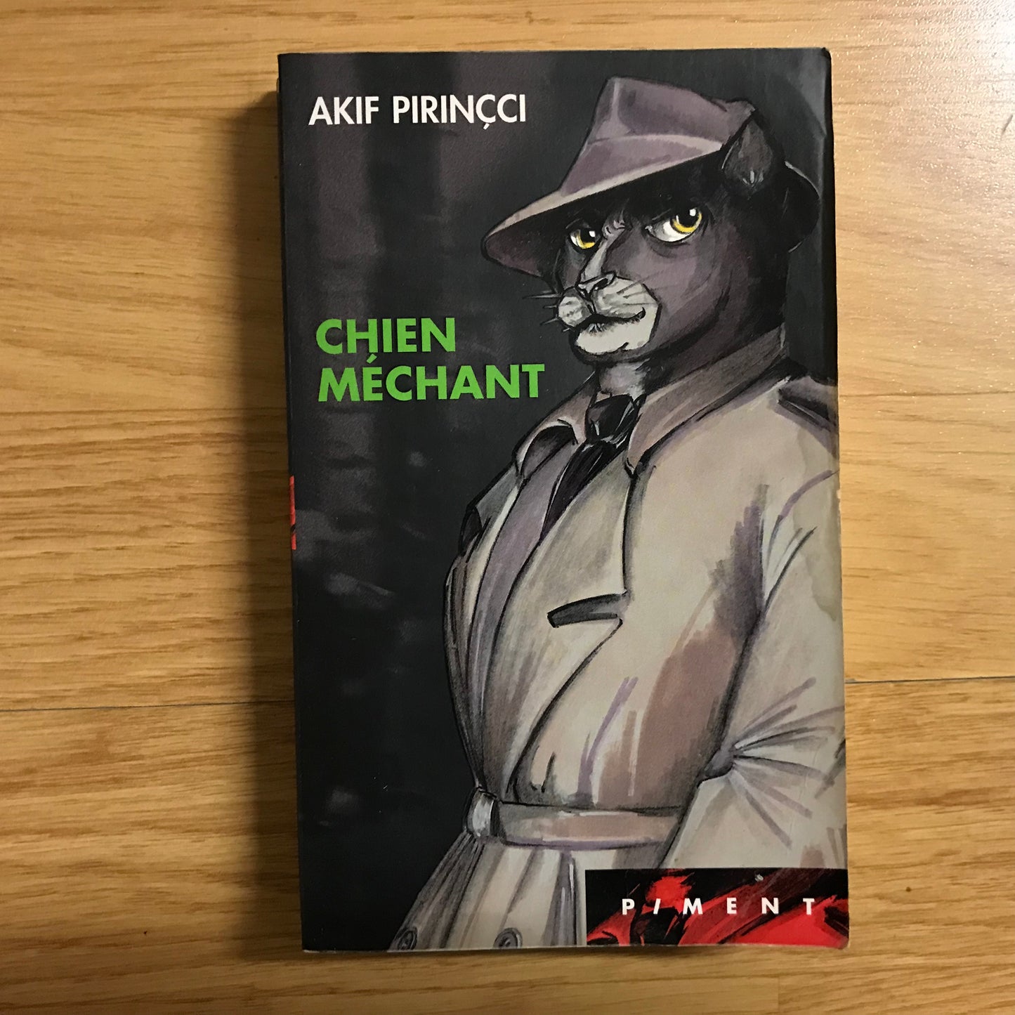 Pirinçci, Akif - Chien méchant