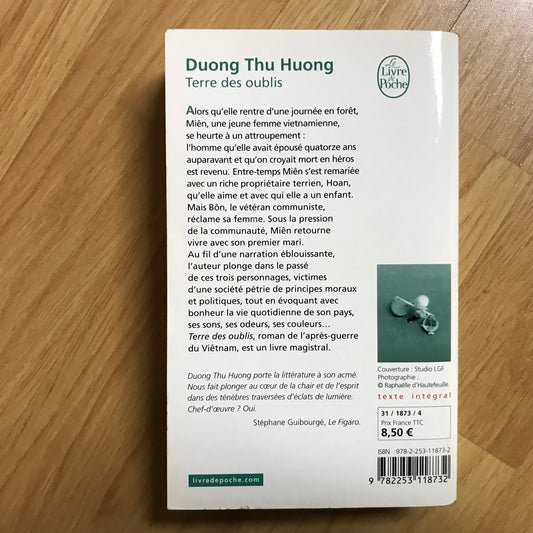 Thu Huong, Duong - Terre des oublis