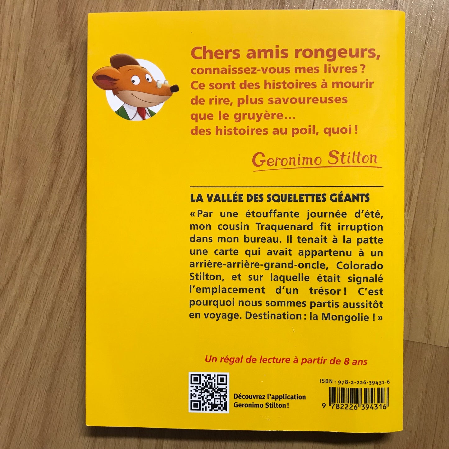 Geronimo Stilton 38: La vallée des squelettes géants