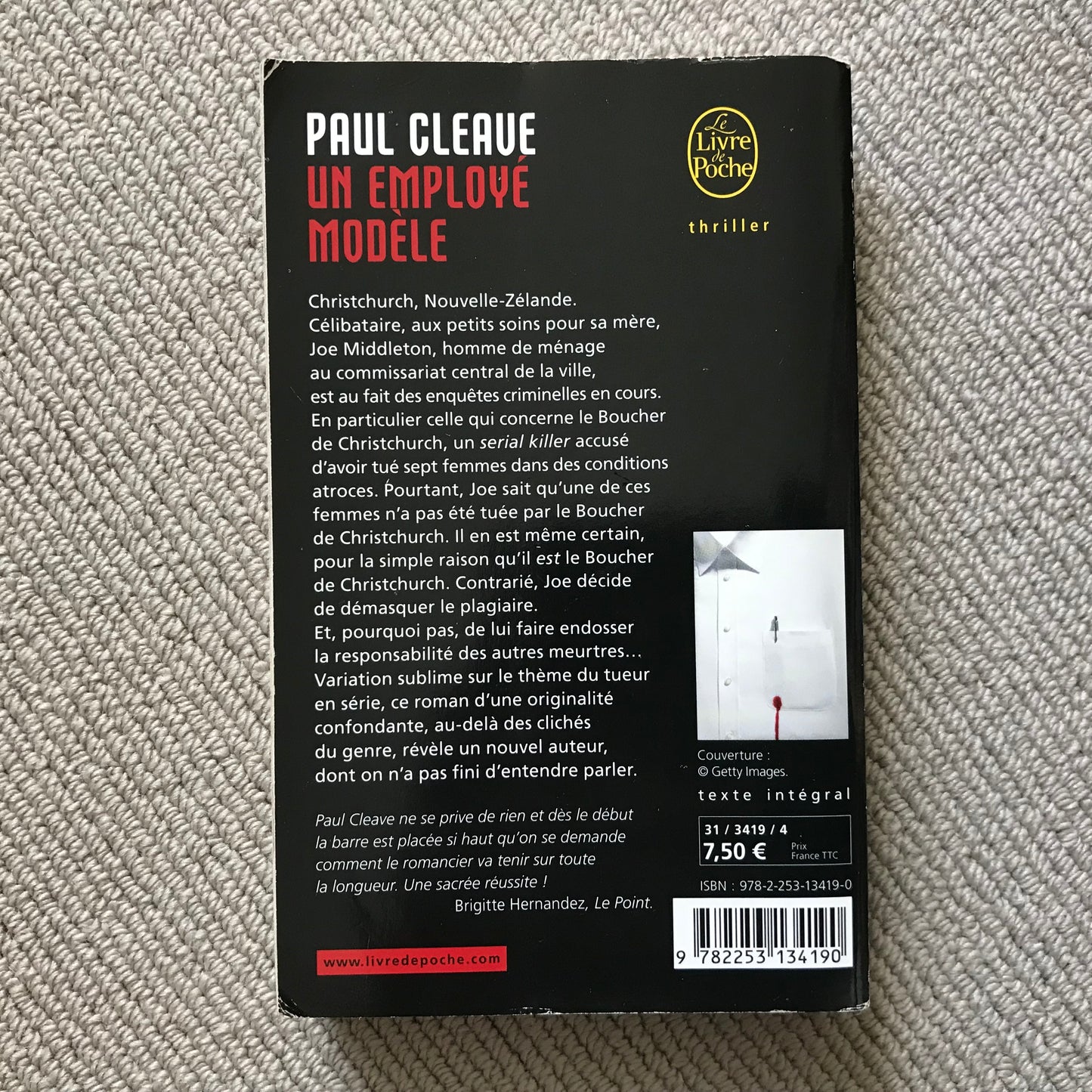 Cleave, Paul - Un employé modèle