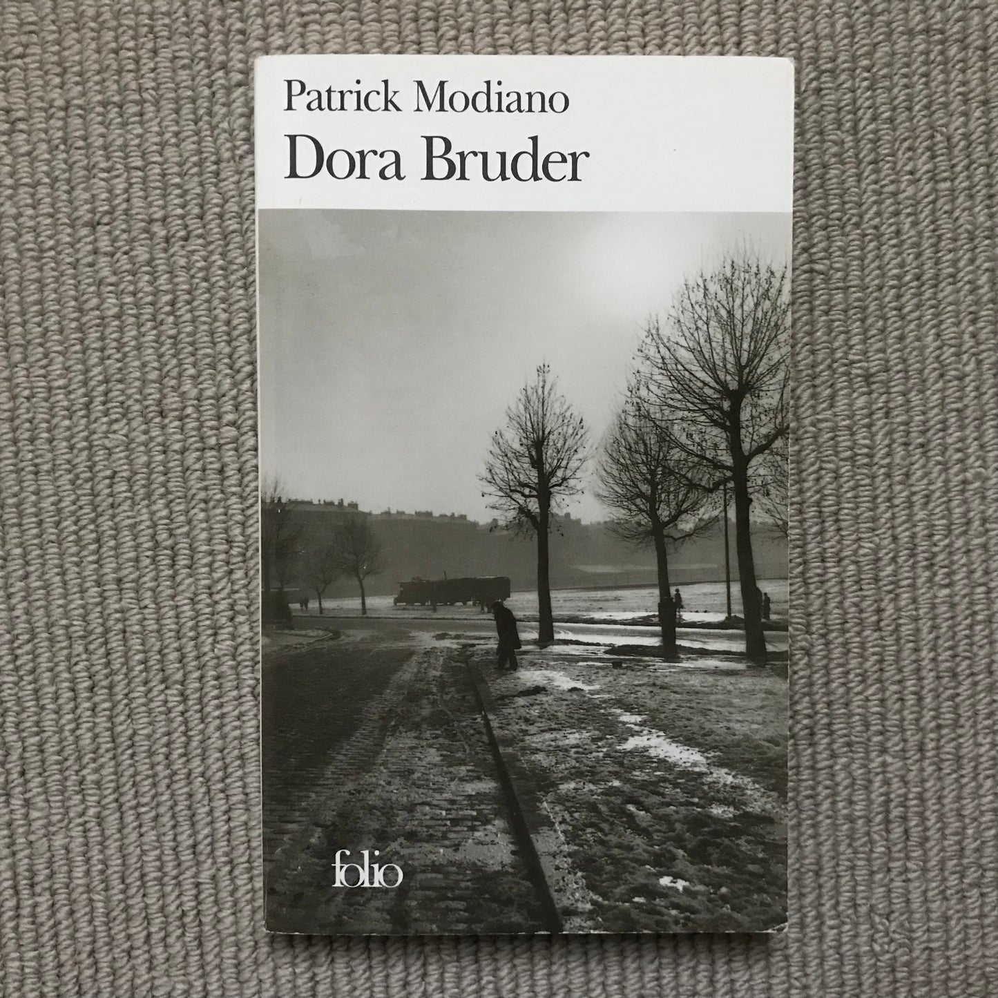 Modiano, Patrick - Dora Bruder