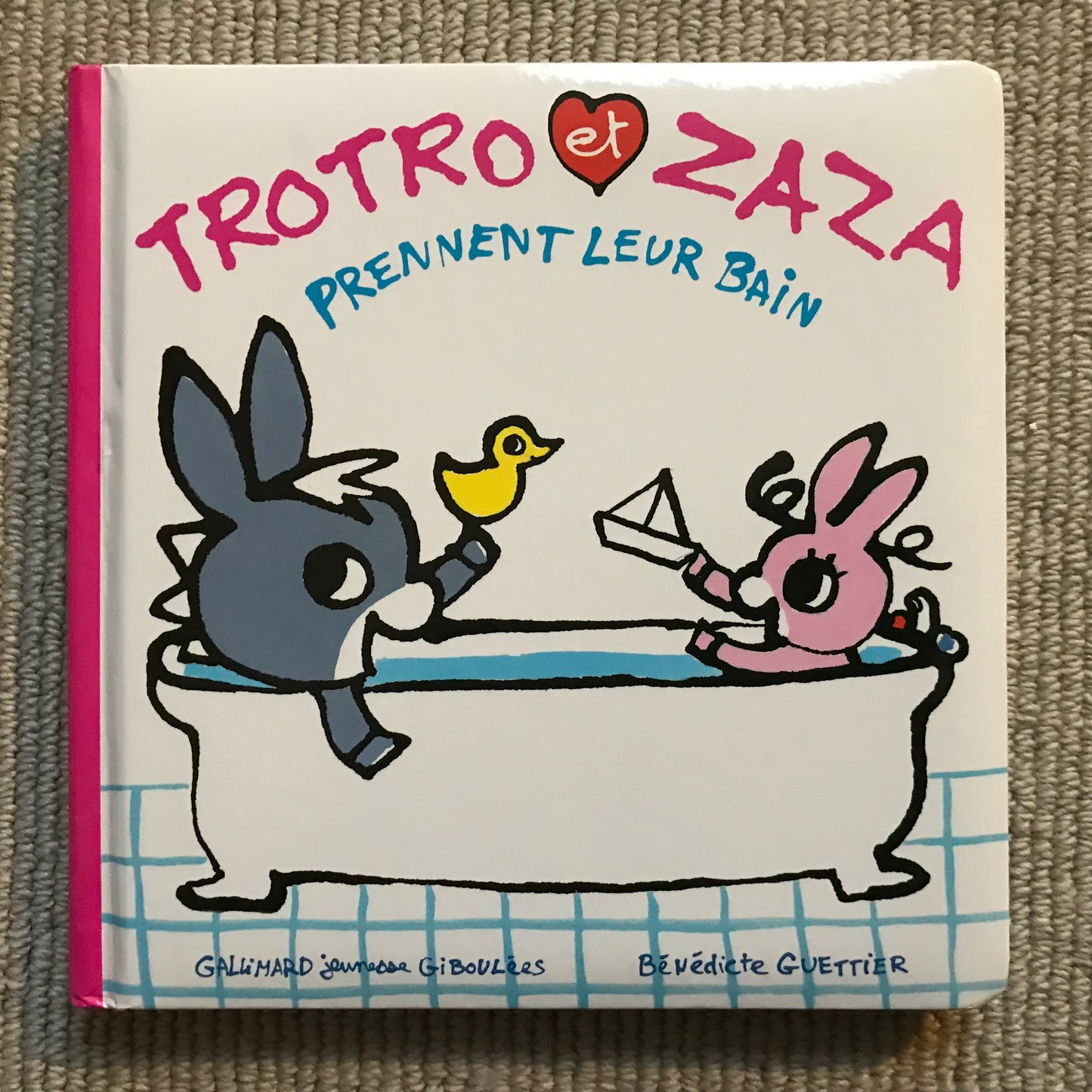 Trotro et Zaza prennent leur bain