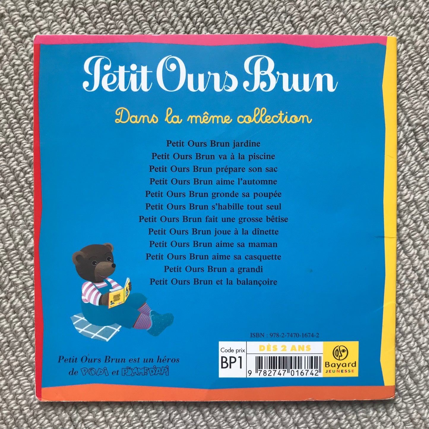 Petit Ours Brun va à la piscine