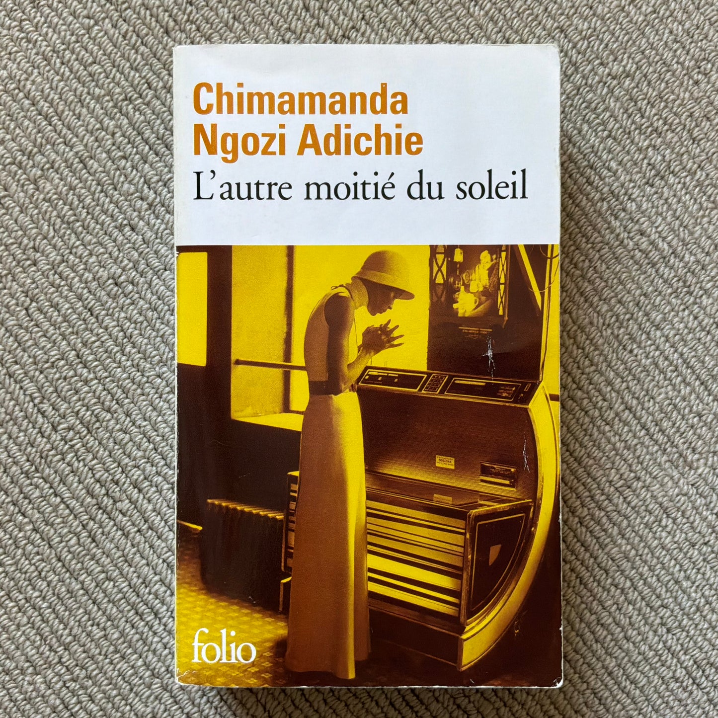 Adichie, Chimamanda Ngozi - L’autre moitié du soleil