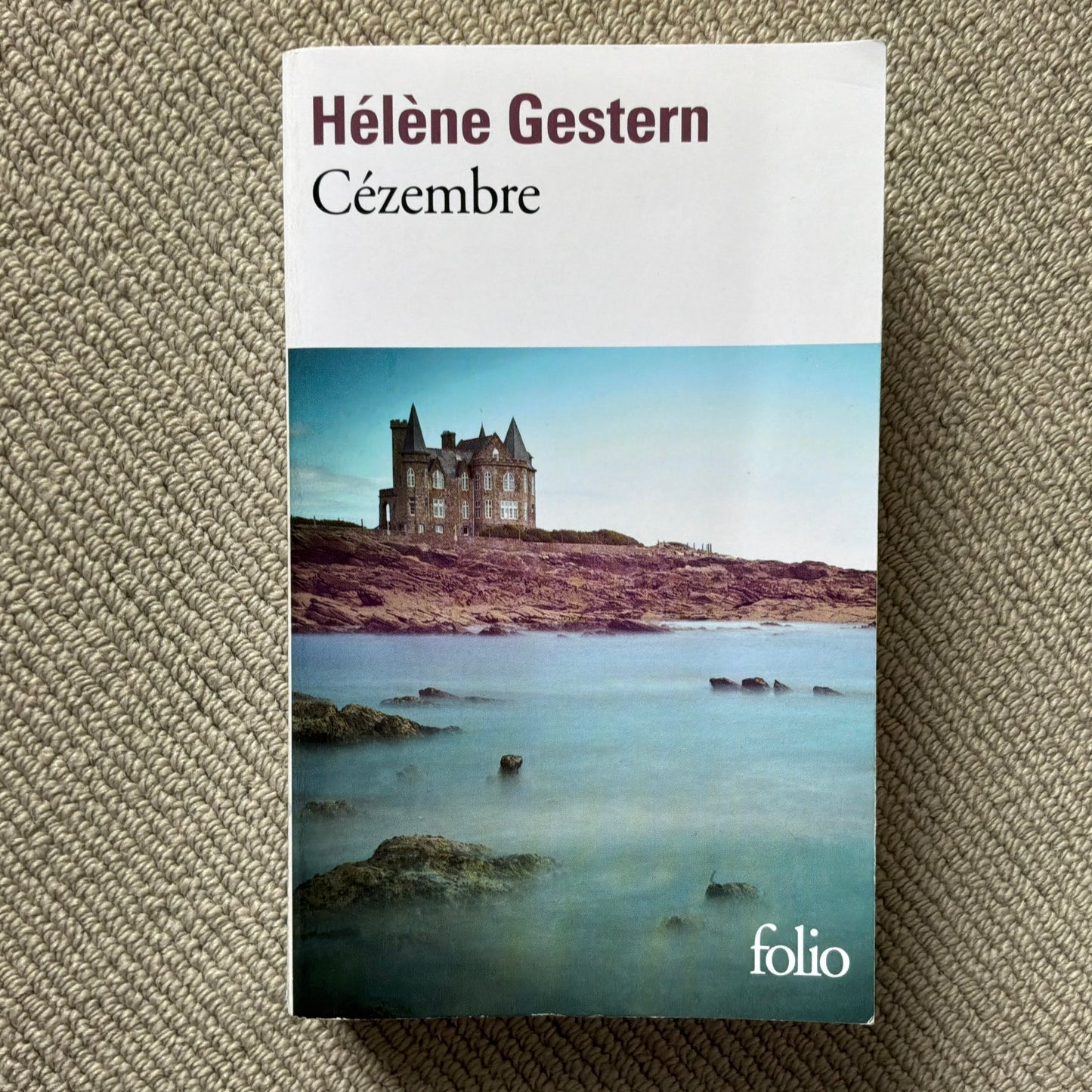 Gestern, Hélène - Cézembre