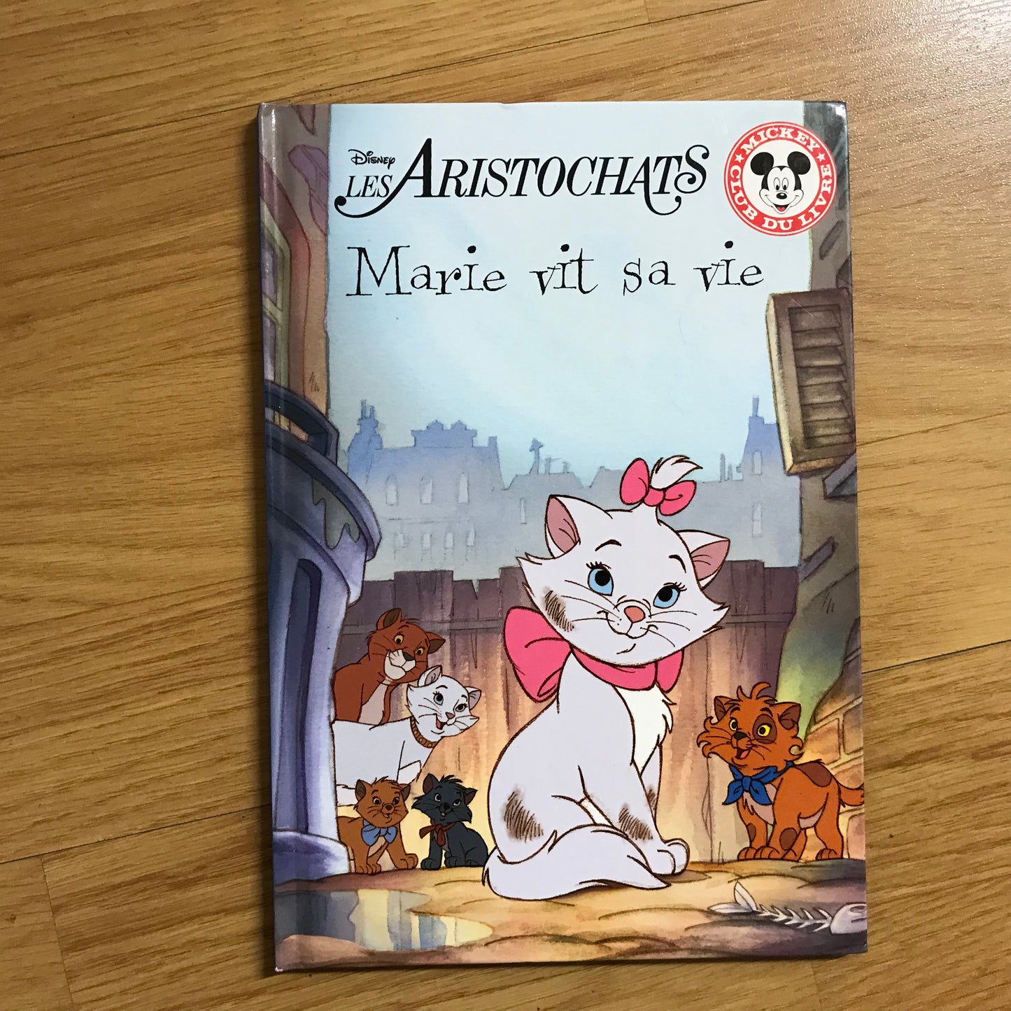 Disney - Les Aristochats, Marie vit sa vie