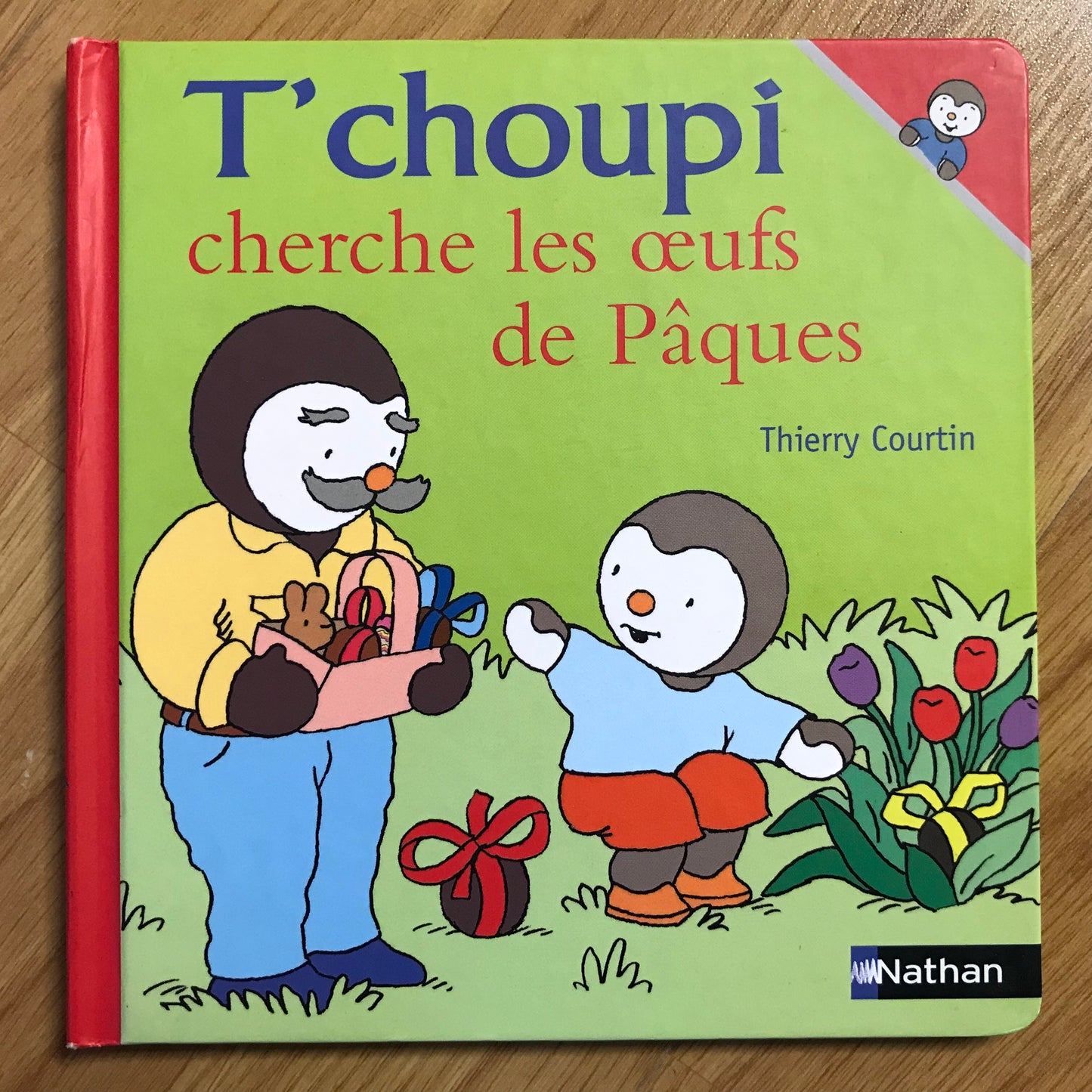 T’choupi cherche les œufs de Pâques