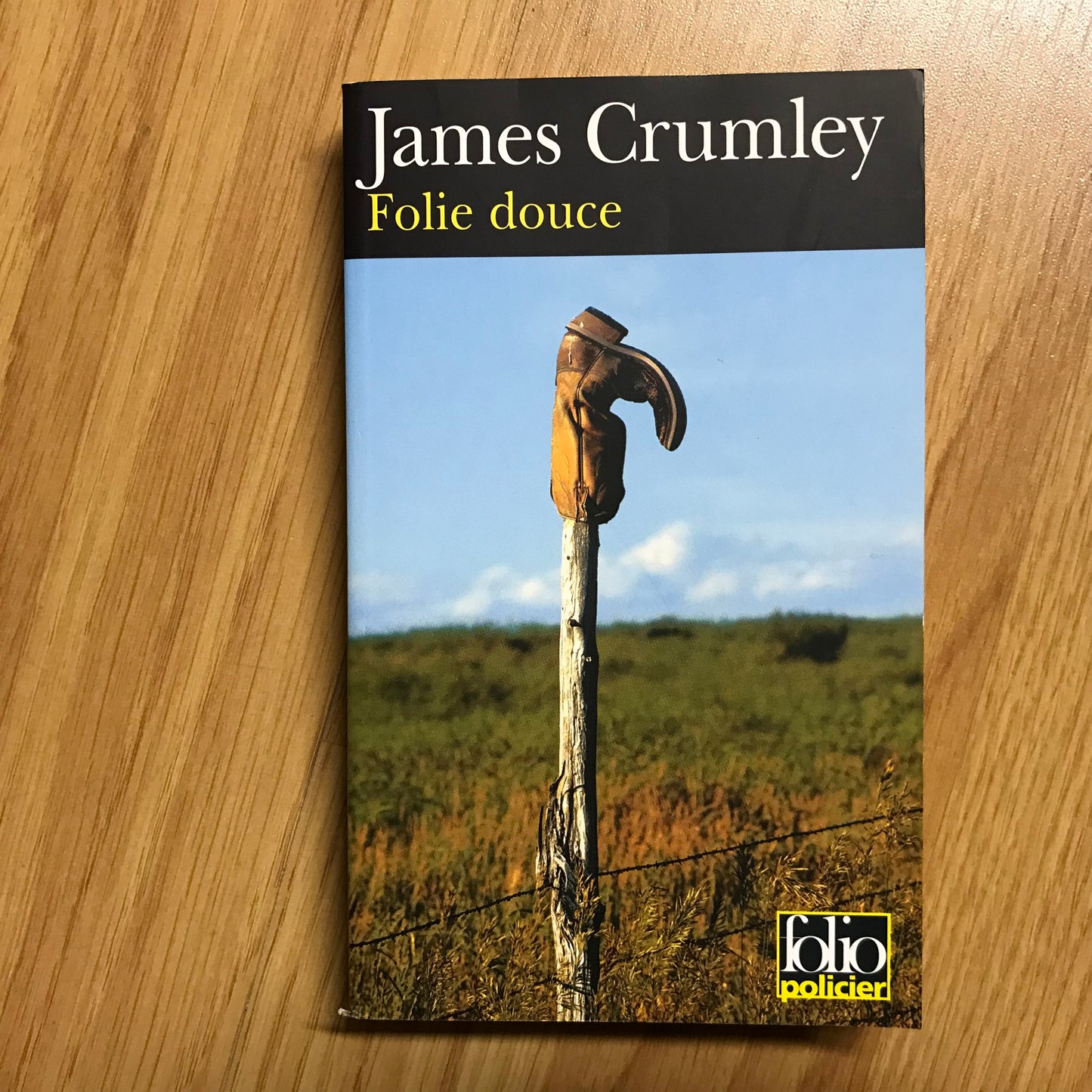 Crumley, James - Folie douce