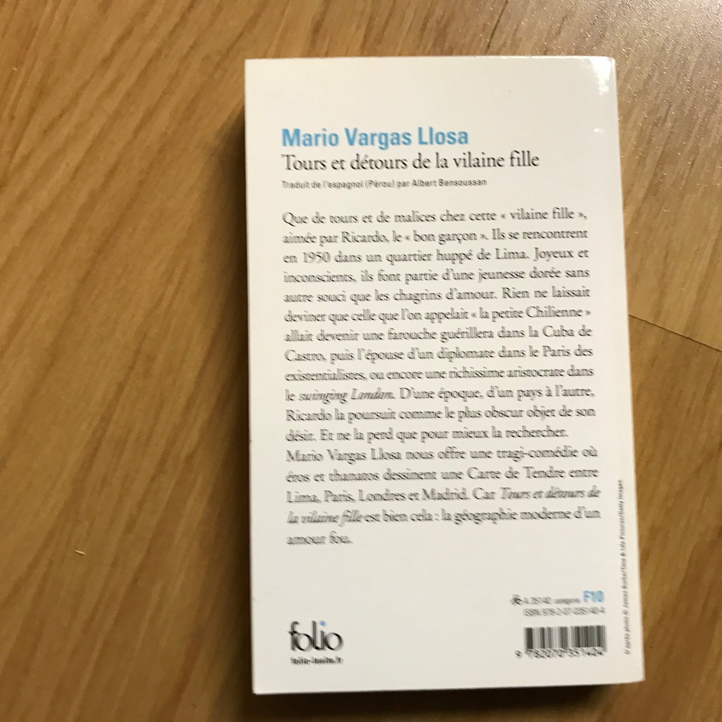 Vargas Llosa, Mario - Tours et détours de la vilaine fille