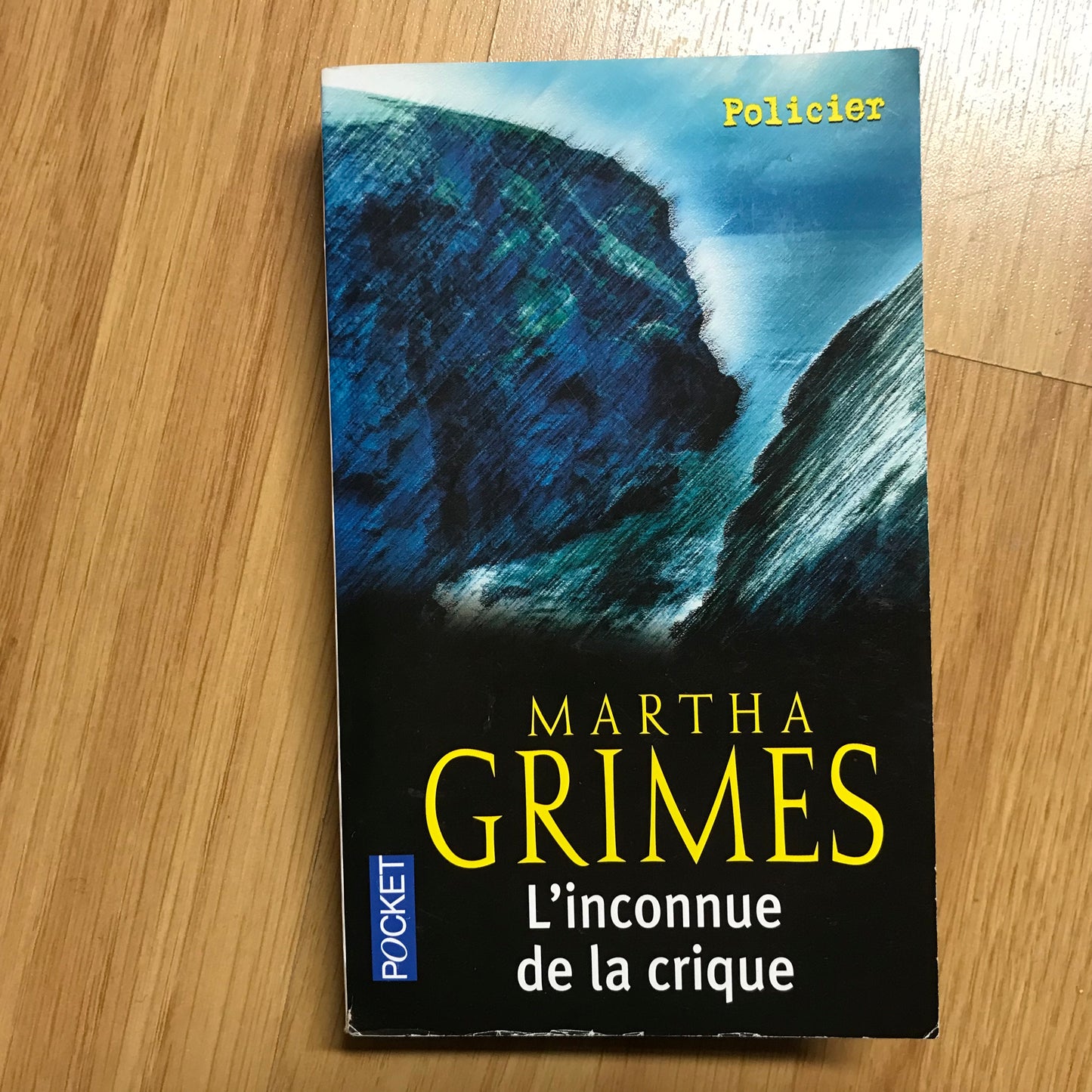 Grimes, Martha - L’inconnue de la crique